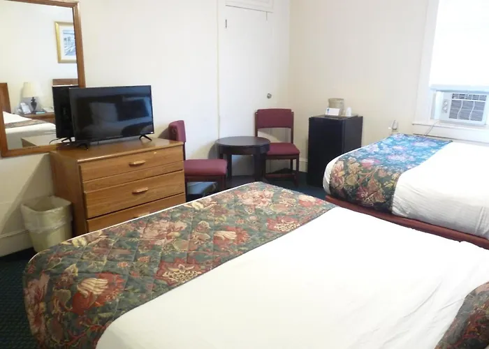 Hotel Shoreham Oceanfront 2*